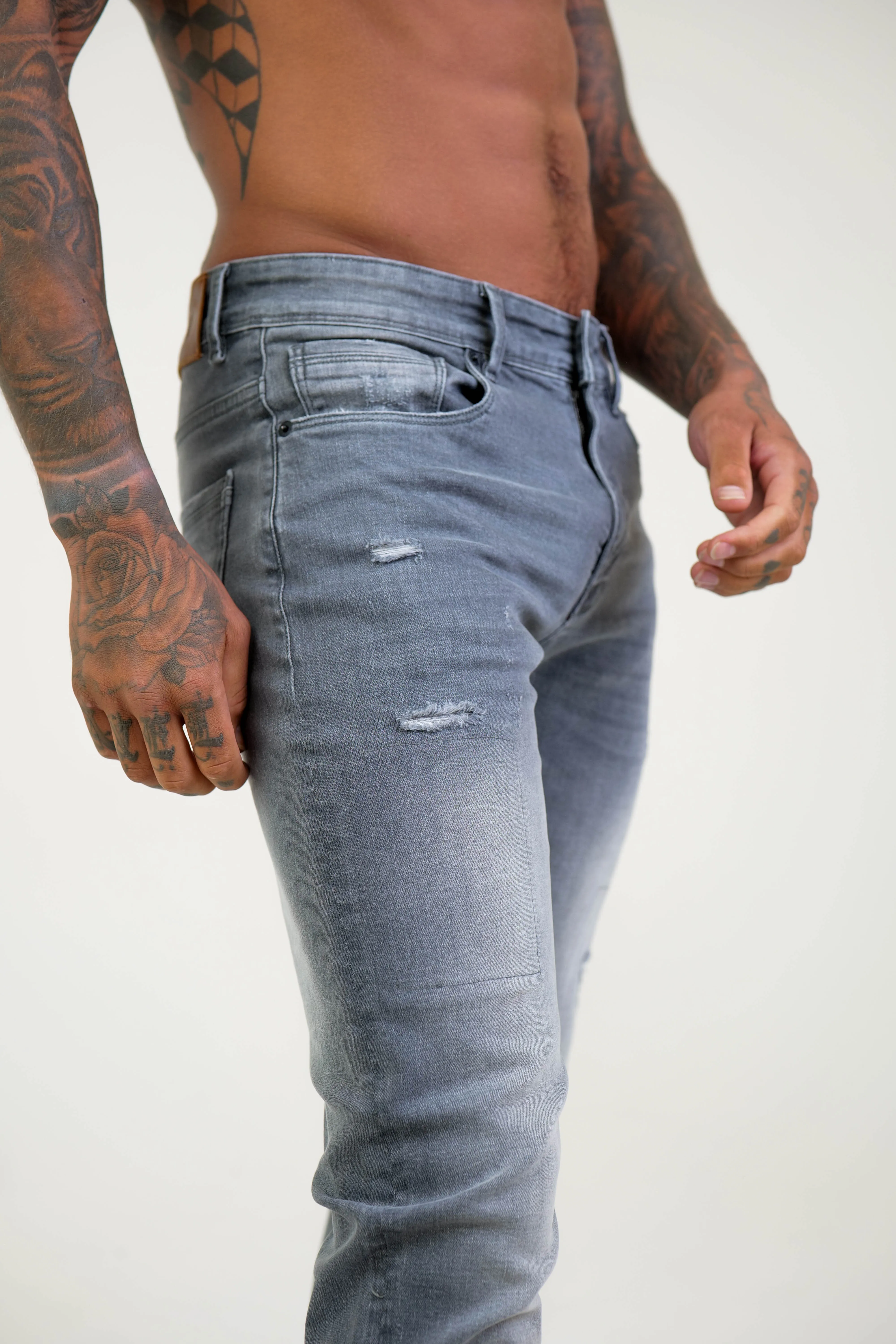 Belmont Tapered Jeans - Grey