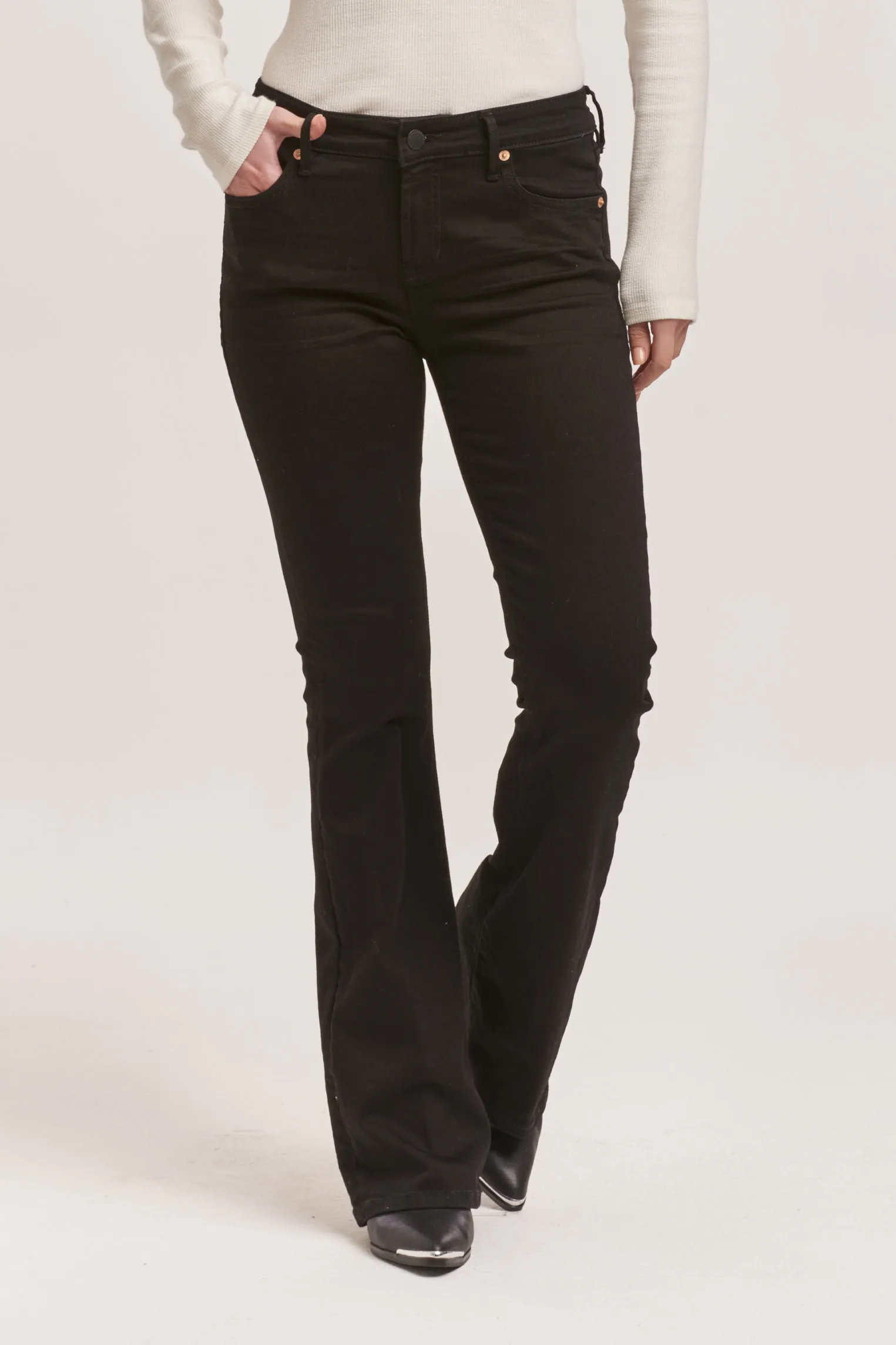 Jaxtyn High Rise Boot Cut Jeans | Black Olive