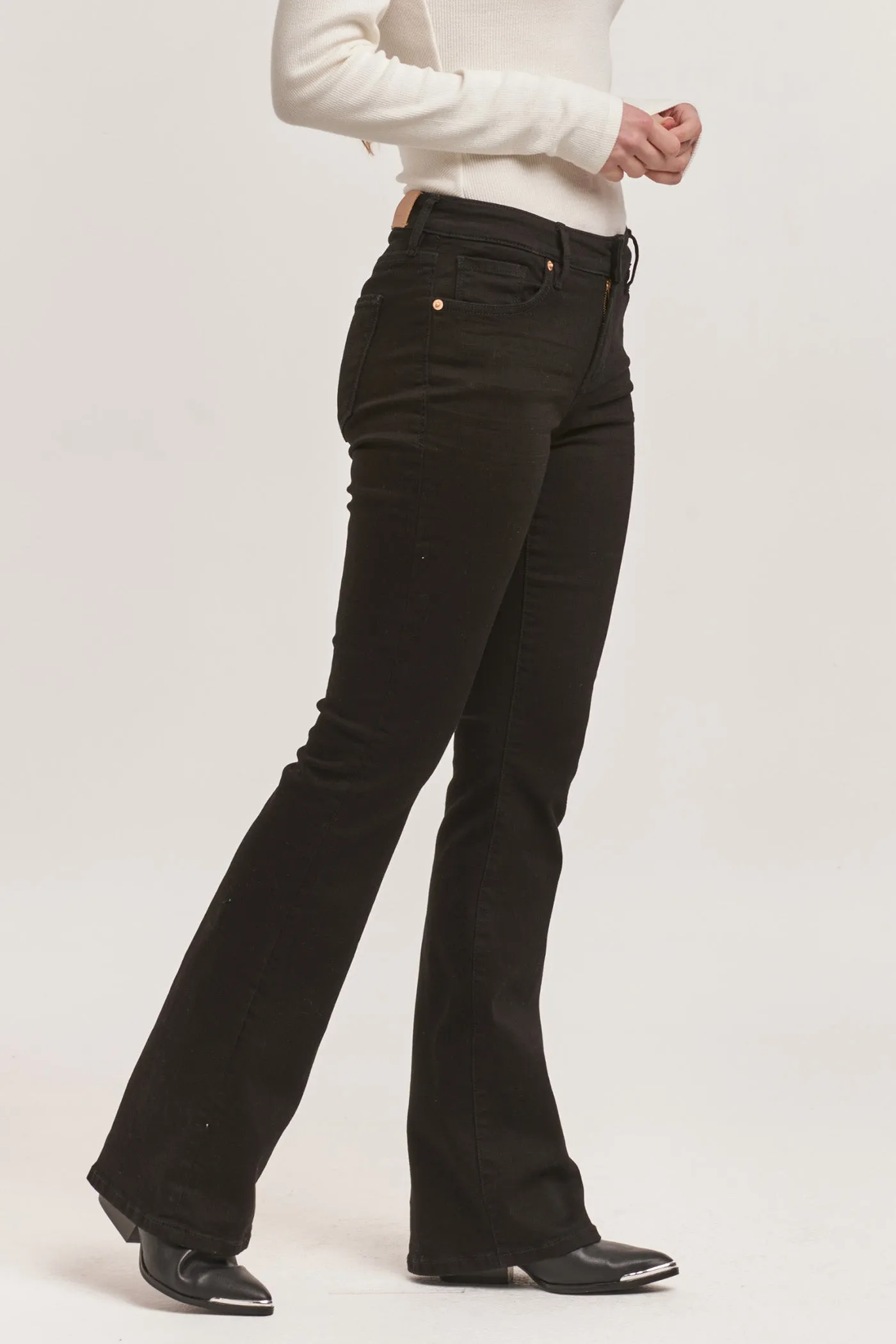 Jaxtyn High Rise Boot Cut Jeans | Black Olive