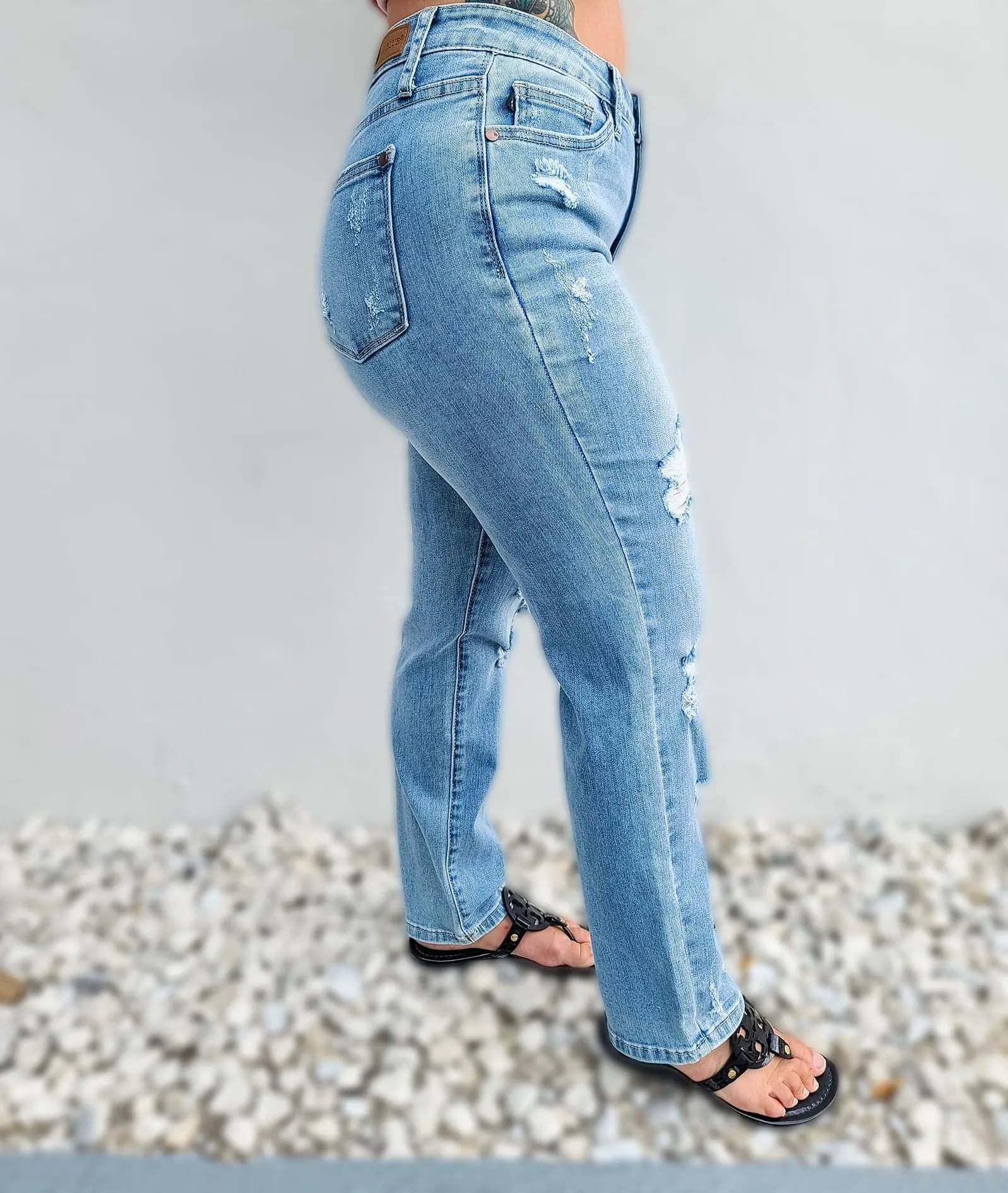 Skye Distressed Jeans