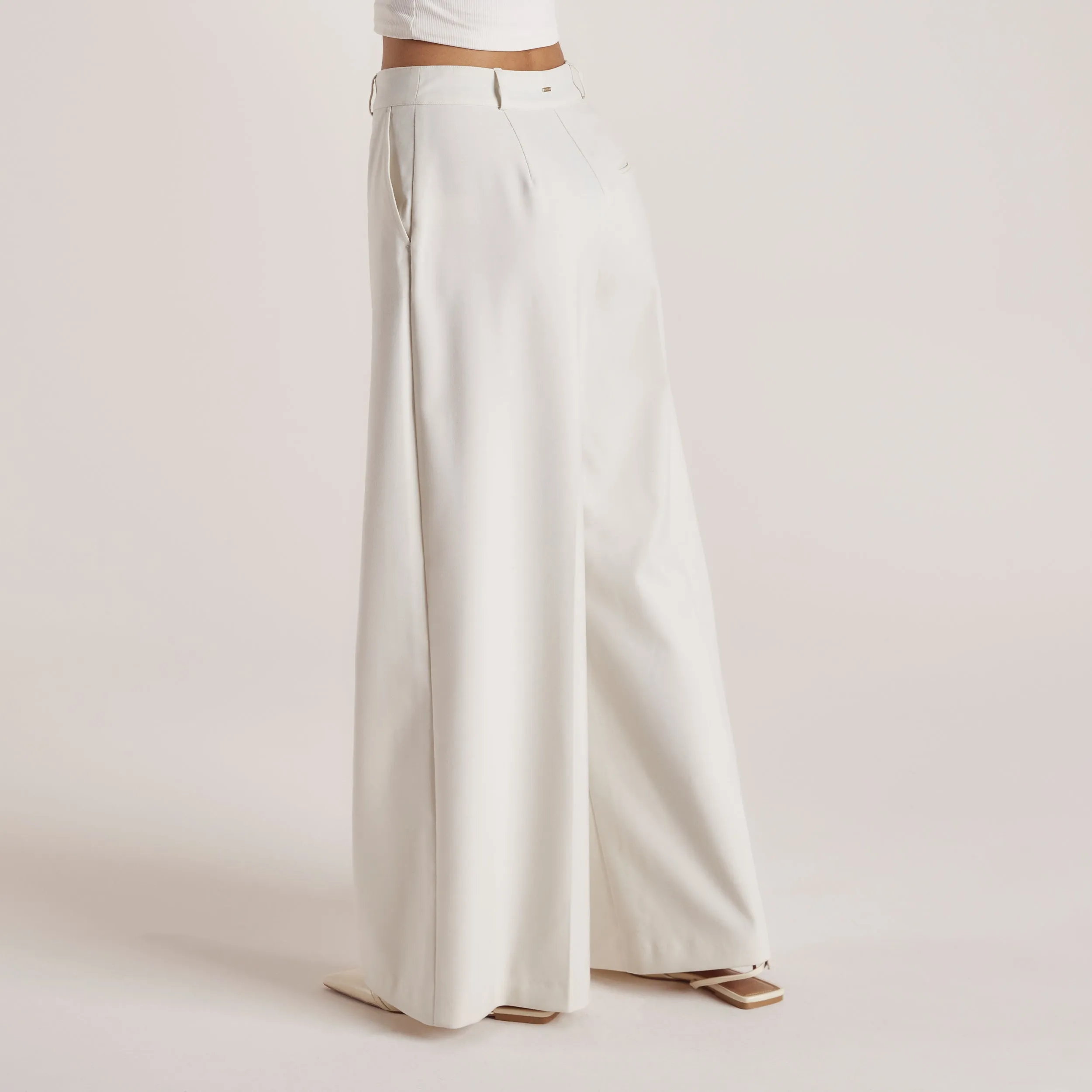 Wide-Leg Tailored Trousers - Cream