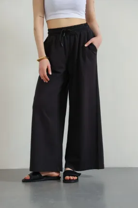 WIDE-LEG TROUSERS