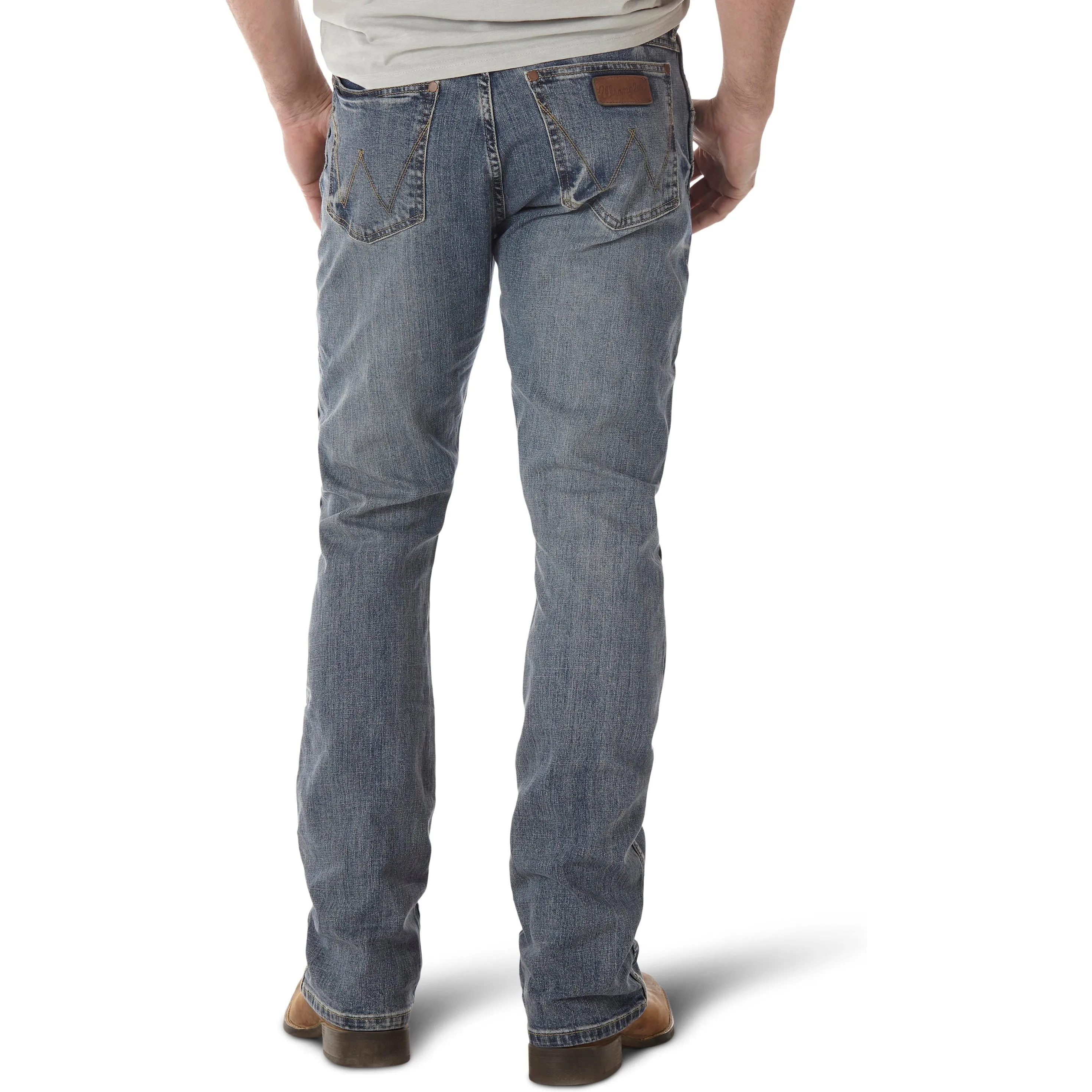 Wrangler Men's Retro Greeley Slim Fit Bootcut Jean